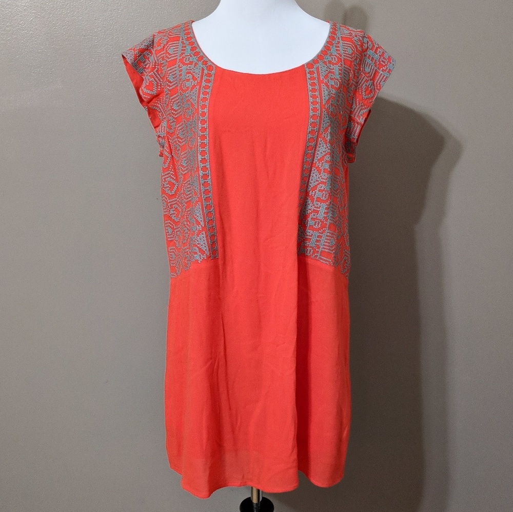 ⭐HP⭐THML Hi-Lo Orange/Blue Embroidered Shift Dress